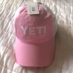 🆕 Yeti Snap Back